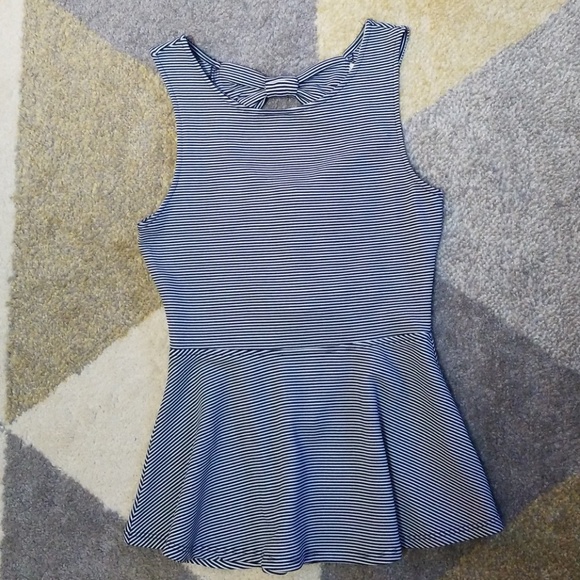 Tops - 3/$15🍎Peplum Top NWOT - fits like Size S
